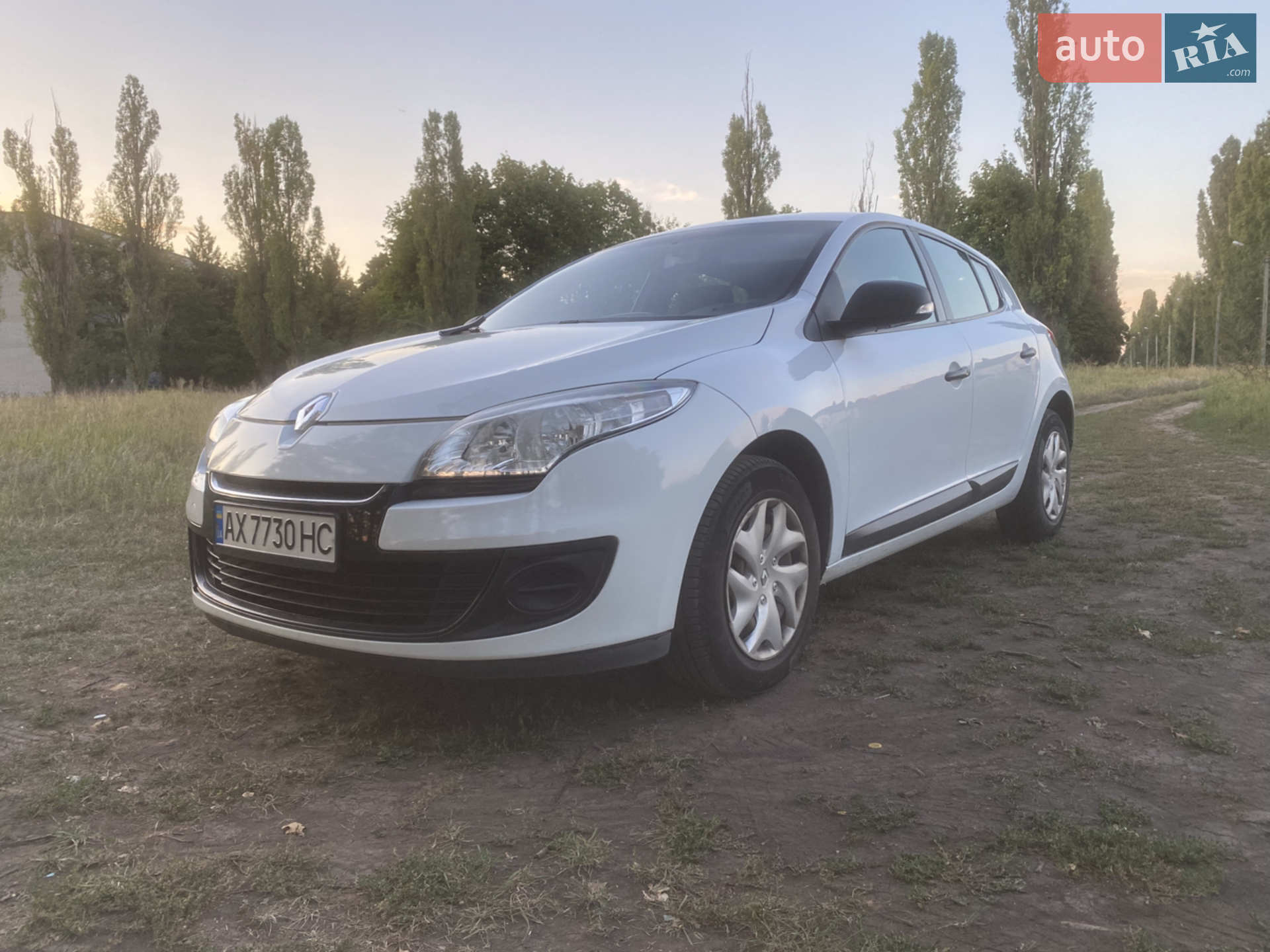 2012 Renault Megane - мініатюра 10