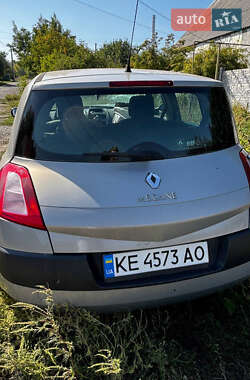 Хэтчбек Renault Megane 2003 в Каменском