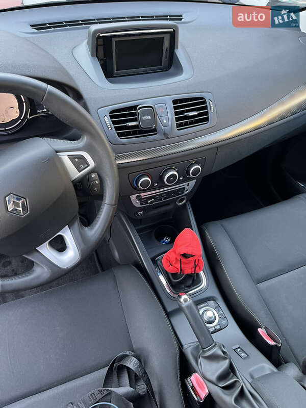 Універсал Renault Megane 2012 в Бродах фото 15 Універсал Renault Megane 2012 в Бродах