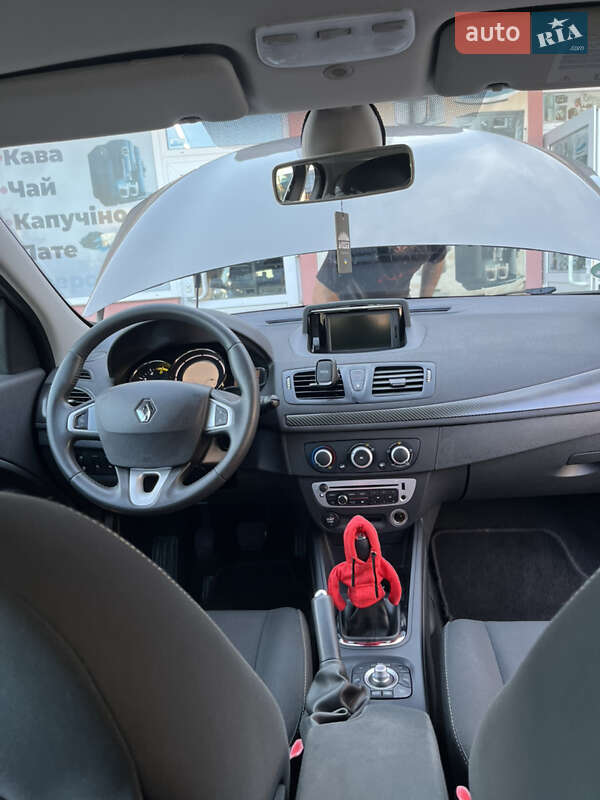Універсал Renault Megane 2012 в Бродах фото 18 Універсал Renault Megane 2012 в Бродах