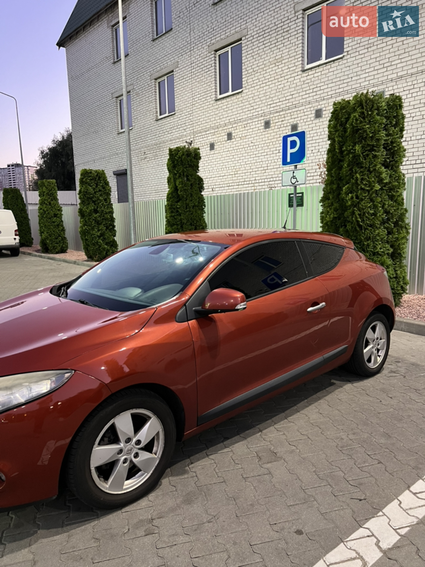 2010 Renault Megane - мініатюра 8