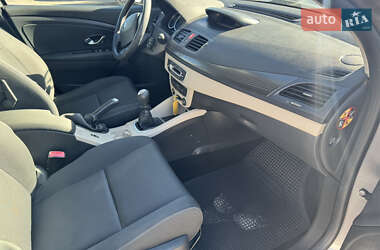 Универсал Renault Megane 2010 в 