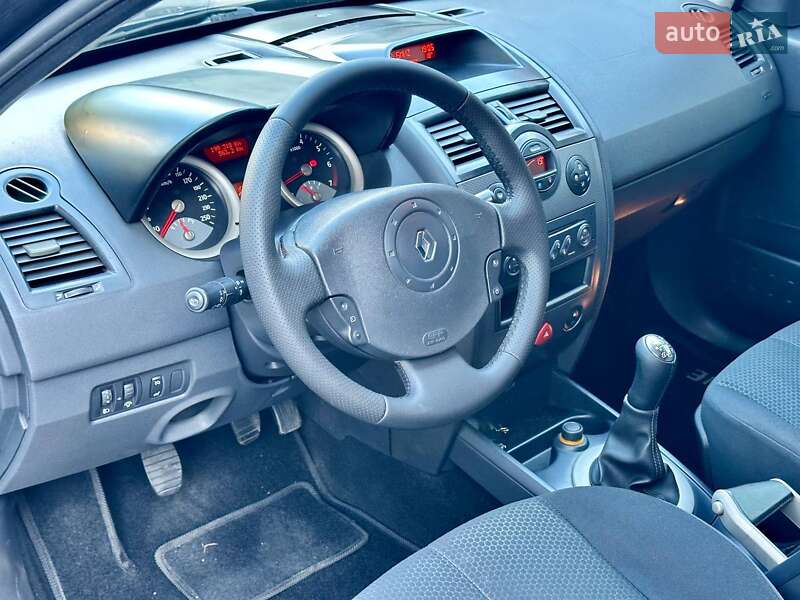 Хэтчбек Renault Megane 2004 в Виннице фото 12 Хэтчбек Renault Megane 2004 в Виннице