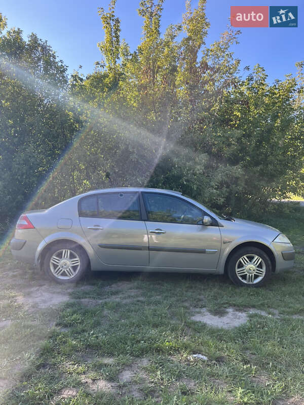 Седан Renault Megane 2004 в Ровно