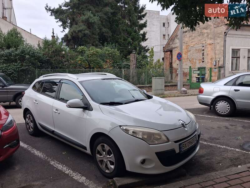 Универсал Renault Megane 2010 в Вилке фото 6 Универсал Renault Megane 2010 в Вилке