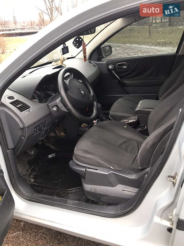 Седан Renault Megane 2005 в Балаклее