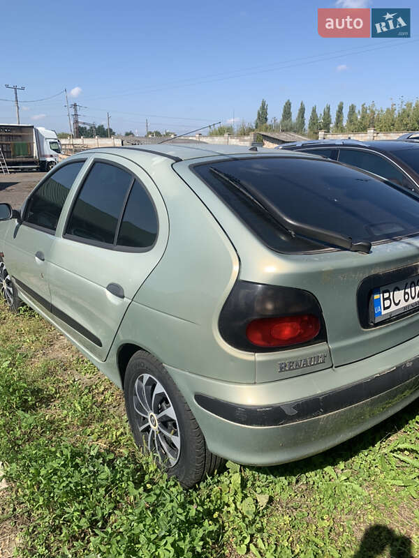 Хэтчбек Renault Megane 1998 в Дубно