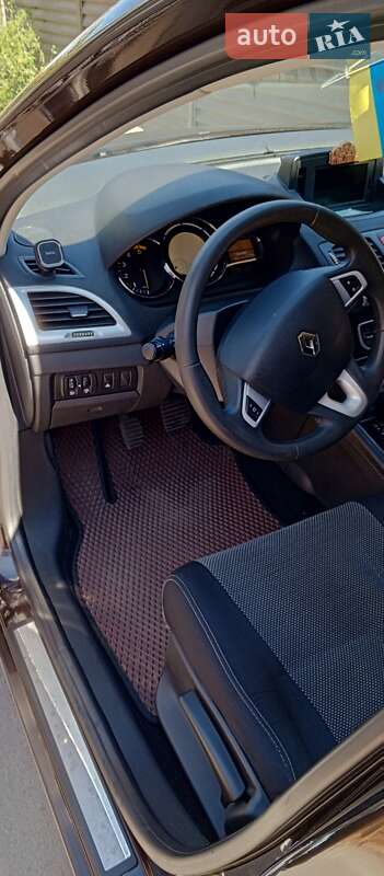 Универсал Renault Megane 2011 в Одессе фото 23 Универсал Renault Megane 2011 в Одессе