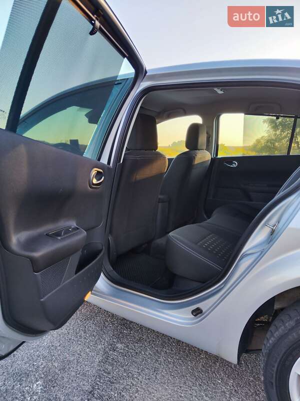 Седан Renault Megane 2005 в Ромнах