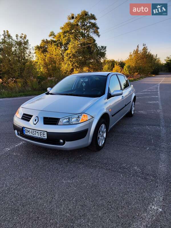 Седан Renault Megane 2005 в Ромнах