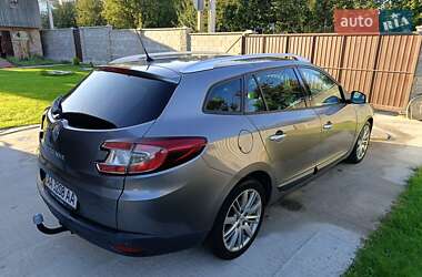 Универсал Renault Megane 2010 в 