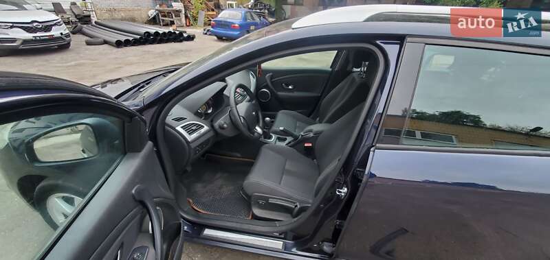 Универсал Renault Megane 2009 в Киеве фото 2 Универсал Renault Megane 2009 в Киеве