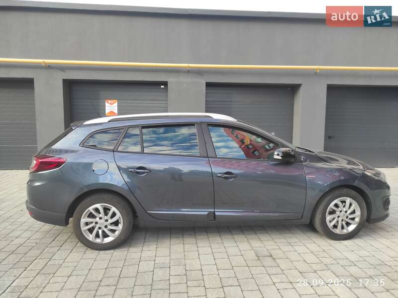 Универсал Renault Megane 2015 в Ивано-Франковске фото 8 Универсал Renault Megane 2015 в Ивано-Франковске