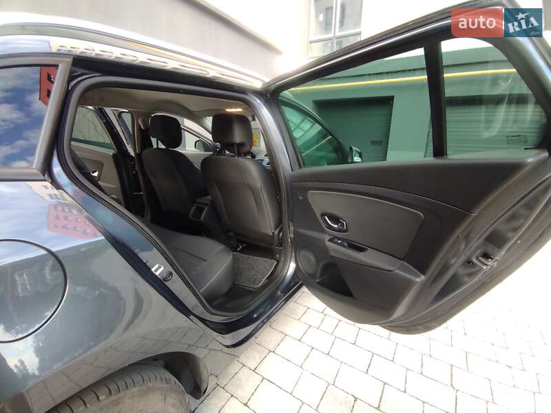Универсал Renault Megane 2015 в Ивано-Франковске фото 29 Универсал Renault Megane 2015 в Ивано-Франковске
