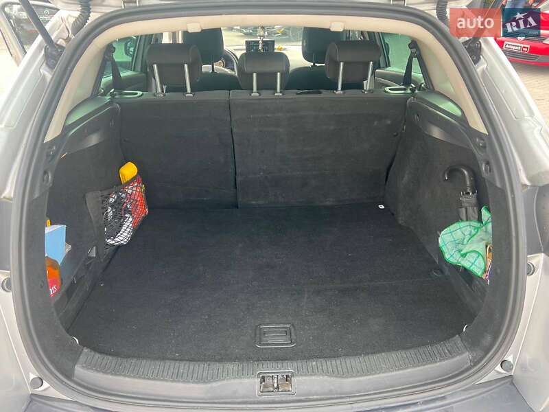 Універсал Renault Megane 2013 в Львові фото 32 Універсал Renault Megane 2013 в Львові