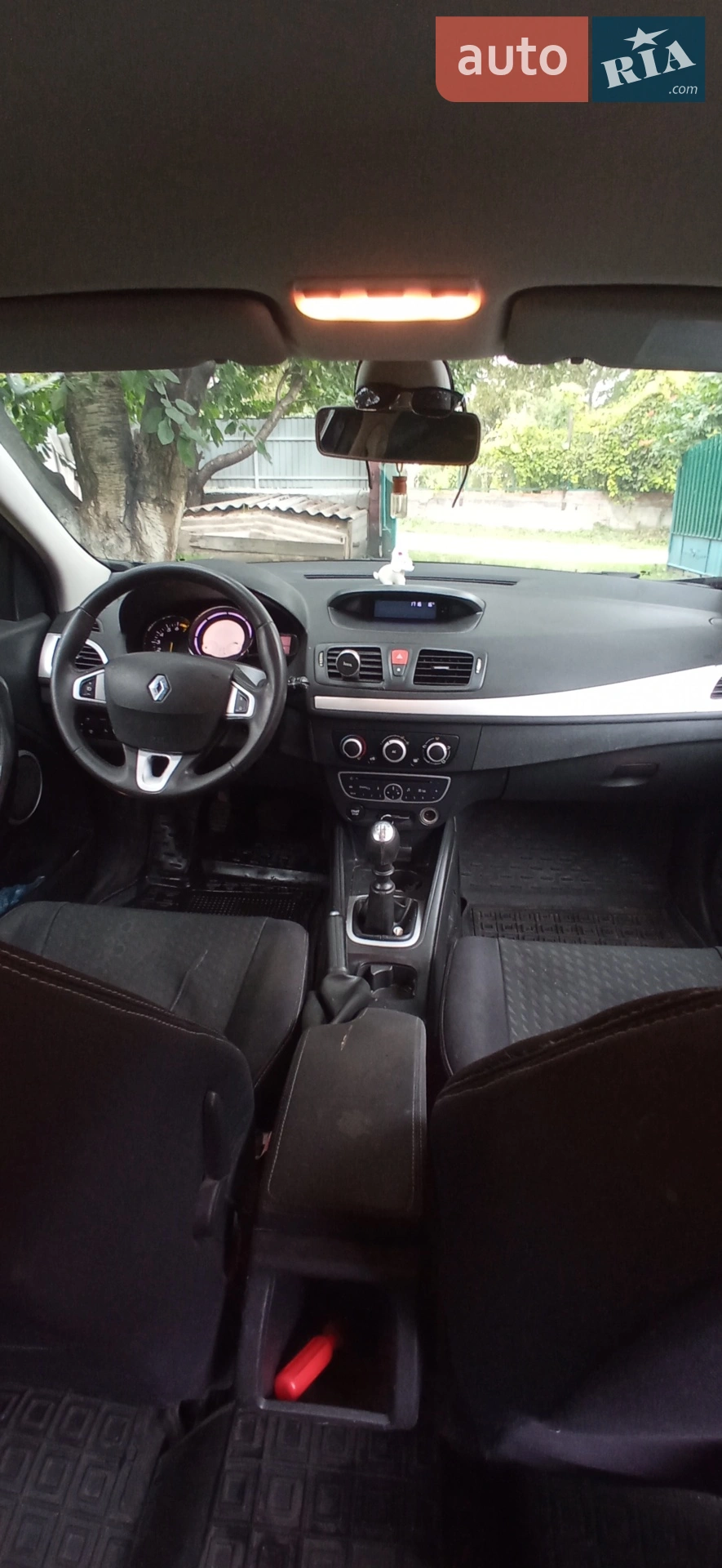 Renault Megane 2011 VIN VF1KZ1U0646115569 фото оголошення 2 з 14