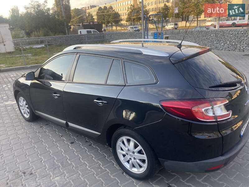 Универсал Renault Megane 2011 в Житомире фото 11 Универсал Renault Megane 2011 в Житомире