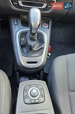 Универсал Renault Megane 2011 в 