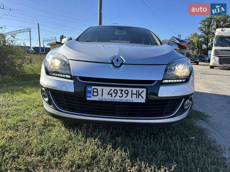 Хэтчбек Renault Megane 2013 в Кременчуге фото 3 Хэтчбек Renault Megane 2013 в Кременчуге