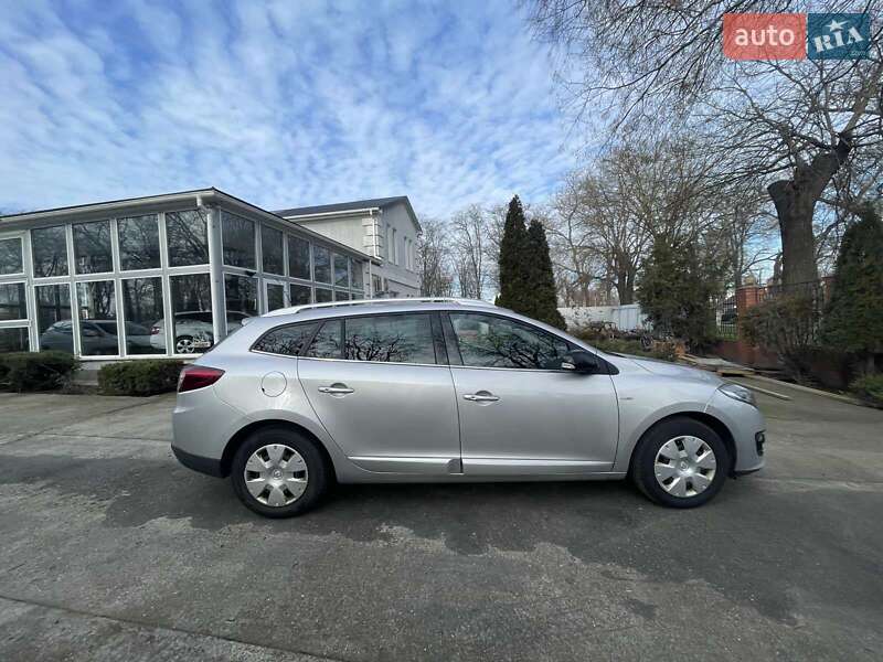Универсал Renault Megane 2014 в Измаиле фото 5 Универсал Renault Megane 2014 в Измаиле