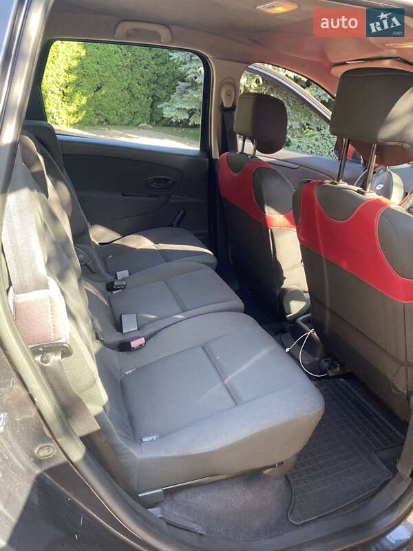 Универсал Renault Megane 2009 в Луцке фото 8 Универсал Renault Megane 2009 в Луцке