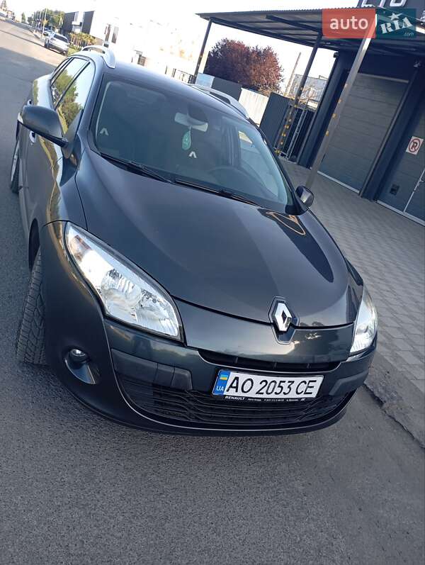 Универсал Renault Megane 2010 в 