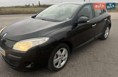 Хэтчбек Renault Megane 2009 в 