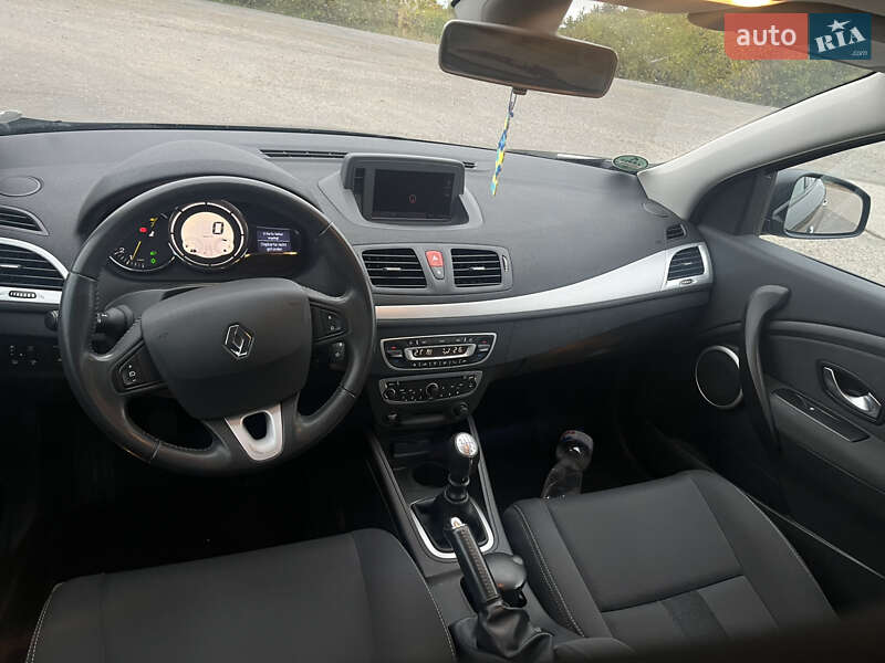 Хэтчбек Renault Megane 2009 в Сумах фото 16 Хэтчбек Renault Megane 2009 в Сумах
