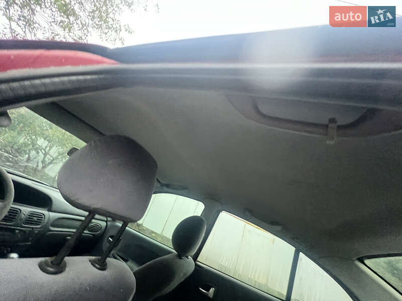 Седан Renault Megane 2002 в Белой Церкви