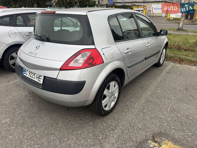 Хэтчбек Renault Megane 2005 в Киеве