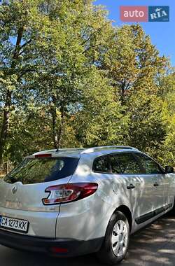 Универсал Renault Megane 2011 в 