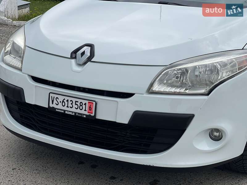 Универсал Renault Megane 2011 в Ужгороде фото 5 Универсал Renault Megane 2011 в Ужгороде