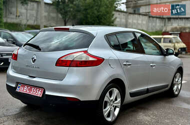Хэтчбек Renault Megane 2009 в 