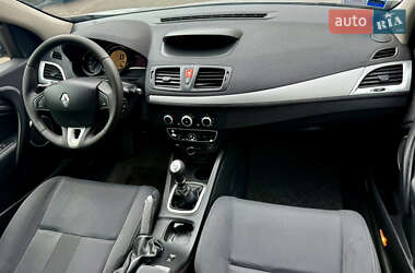 Хэтчбек Renault Megane 2009 в 