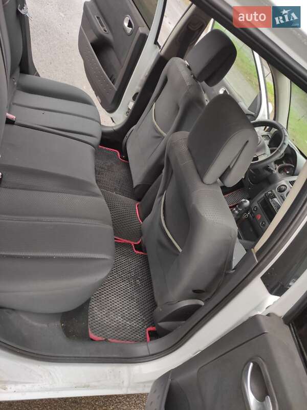 Универсал Renault Megane 2005 в Коломые фото 21 Универсал Renault Megane 2005 в Коломые