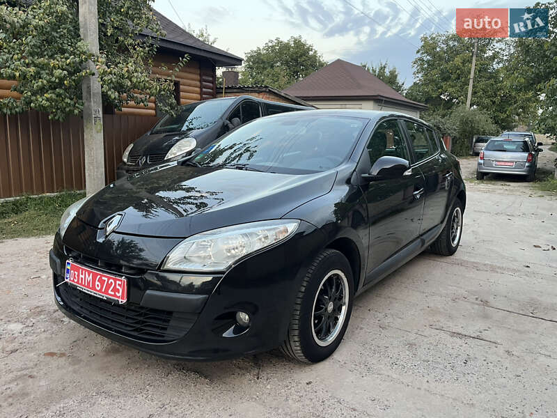 Хетчбек Renault Megane 2010 в Охтирці фото 18 Хетчбек Renault Megane 2010 в Охтирці
