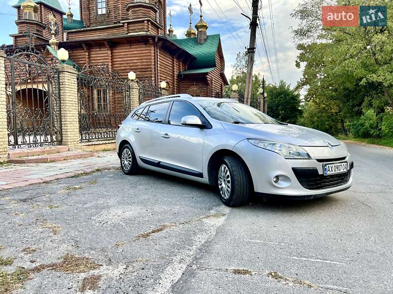 Універсал Renault Megane 2010 в 
