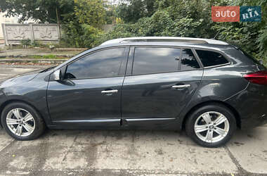 Універсал Renault Megane 2014 в  фото 3 Універсал Renault Megane 2014 в