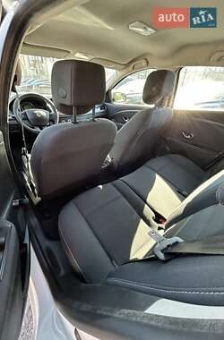 Хетчбек Renault Megane 2014 в 