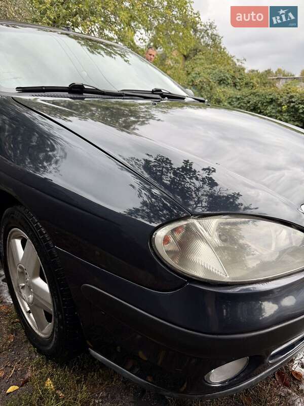 Седан Renault Megane 2000 в Кременчуге фото 3 Седан Renault Megane 2000 в Кременчуге