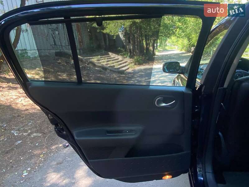 Седан Renault Megane 2007 в Дніпрі фото 24 Седан Renault Megane 2007 в Дніпрі