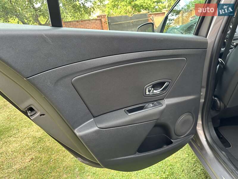 Універсал Renault Megane 2014 в Івано-Франківську