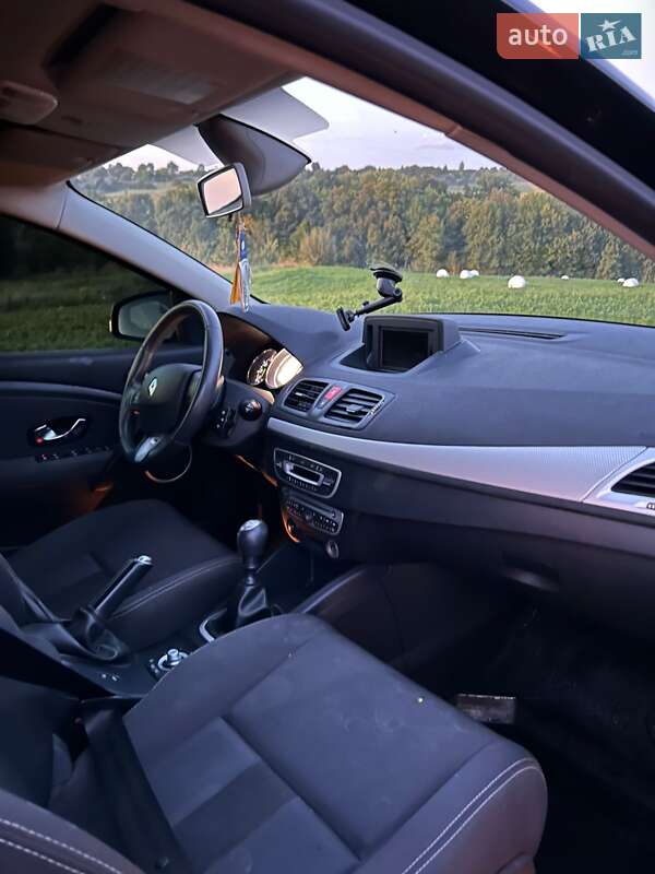 Универсал Renault Megane 2011 в Черновцах