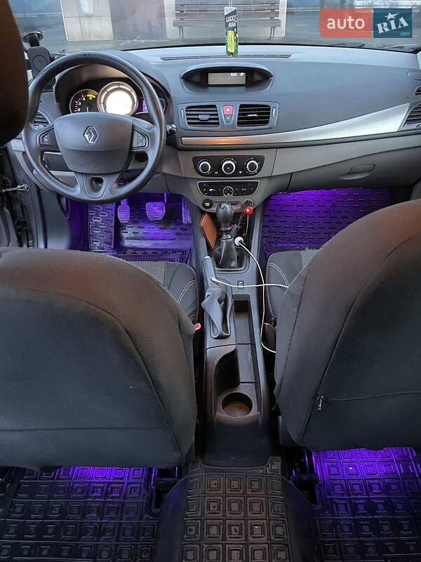 Универсал Renault Megane 2011 в Ахтырке фото 3 Универсал Renault Megane 2011 в Ахтырке