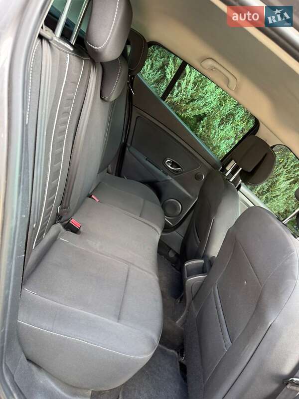 Хэтчбек Renault Megane 2013 в Самборе