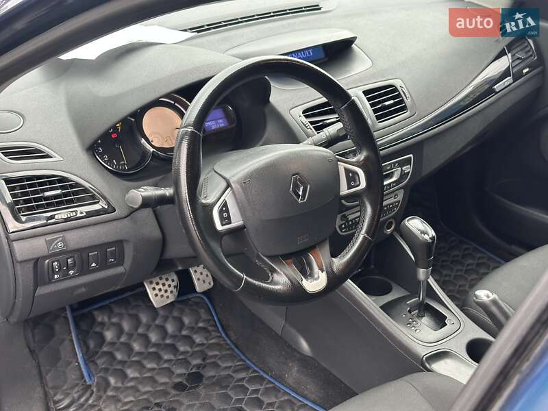 Хэтчбек Renault Megane 2011 в Киеве