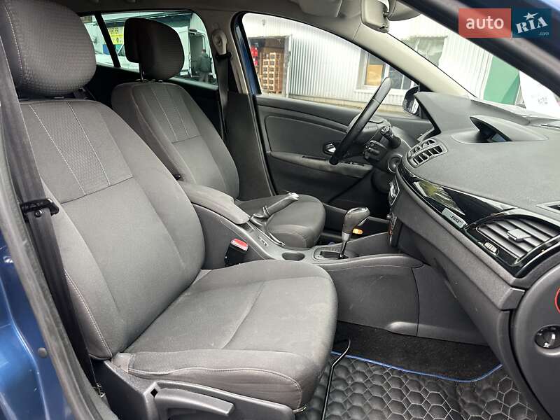Хэтчбек Renault Megane 2011 в Киеве