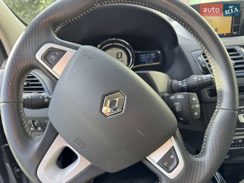 Универсал Renault Megane 2011 в Староконстантинове
