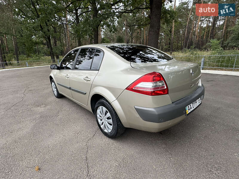 Седан Renault Megane 2008 в Киеве