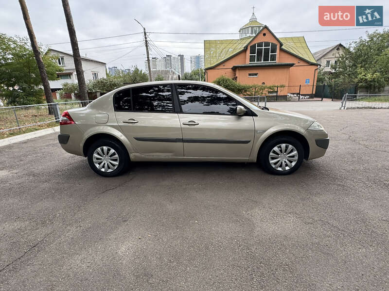Седан Renault Megane 2008 в Киеве